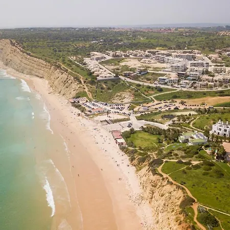 Porto De Mos 92 By Destination Algarve * Lagos